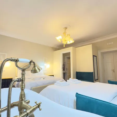 Piazza Di Spagna Гостевой дом 3*