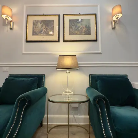 Piazza Di Spagna Гостевой дом