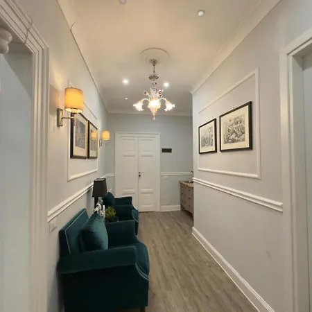 Piazza Di Spagna Гостевой дом 3*