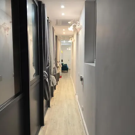 Piazza Di Spagna Гостевой дом Рим