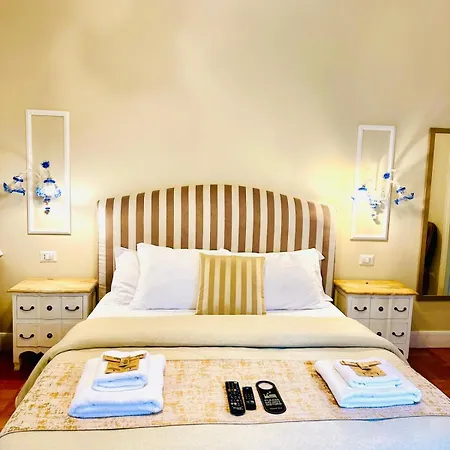 Piazza Di Spagna Luxury רומא