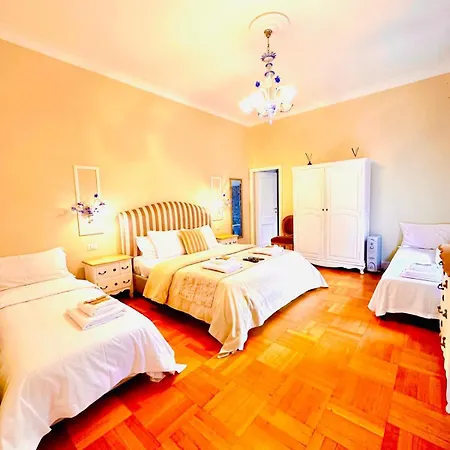 בית הארחה Piazza Di Spagna Luxury