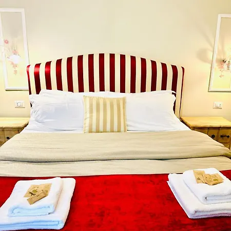 בית הארחה Piazza Di Spagna Luxury *
