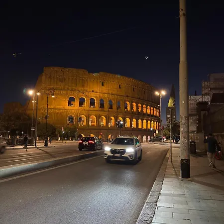 Piazza Di Spagna Luxury רומא