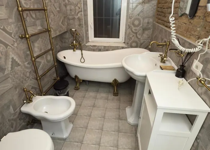 Piazza Di Spagna Pensión