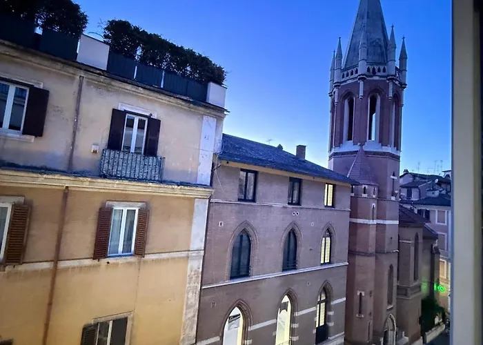 Piazza Di Spagna Pensión Roma