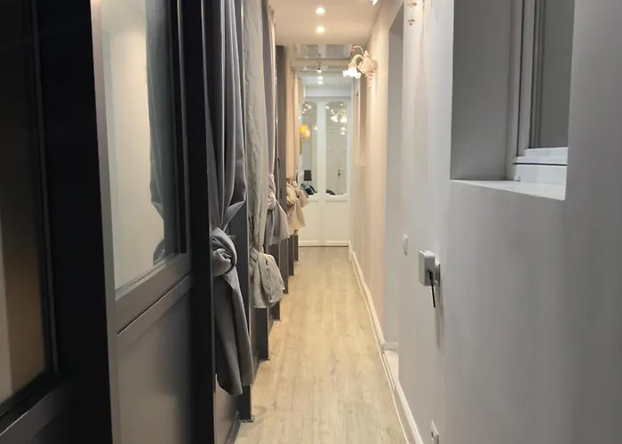 Piazza Di Spagna Pensión 3*