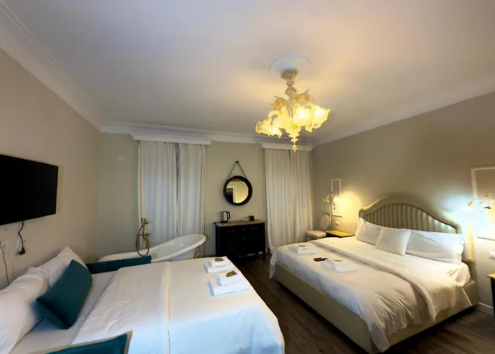 Pensión Piazza Di Spagna 3*